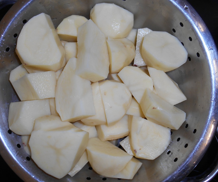 peelCutPotatoes